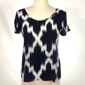 Buttons Blue and White Short Sleeve Top Size M